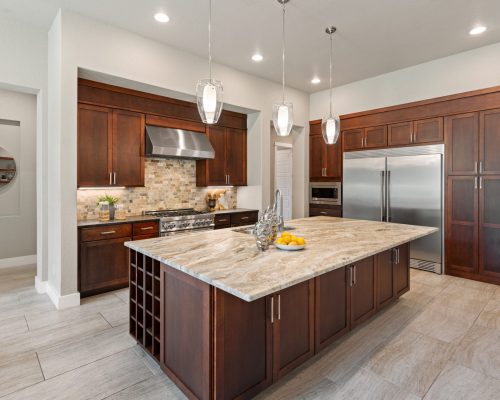 A,Home,Kitchen,With,An,Island